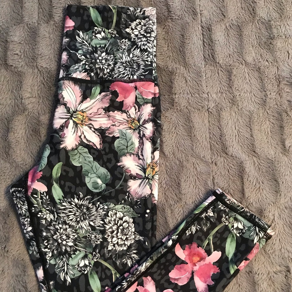 Euc Evolution And Creation Capris S - image 2